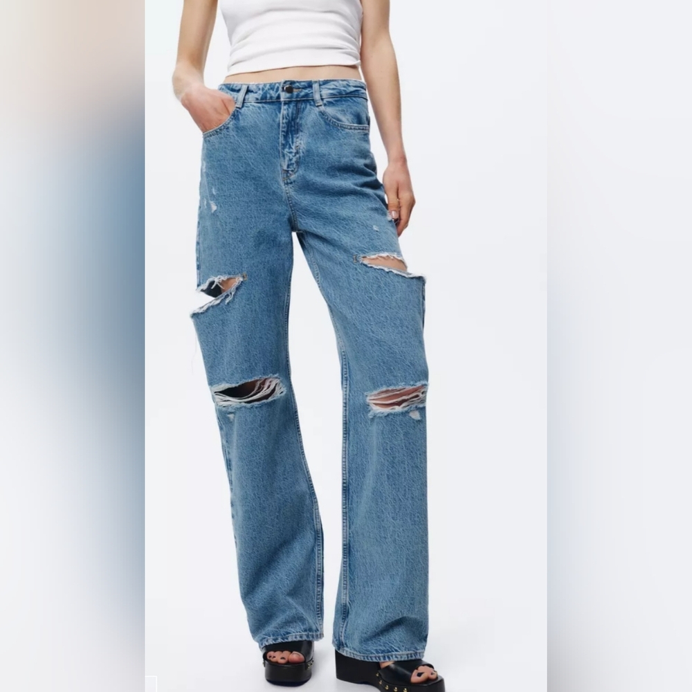 Zara Mid Rise Straight Jeans size 8